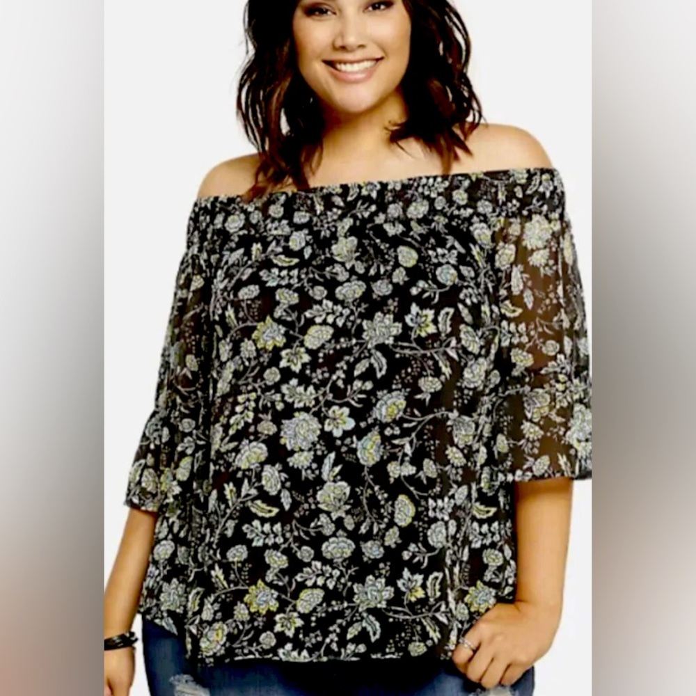 EUC Torrid Ladies Plus Size Off-The-Shoulder Floral Chiffon Top Size 2